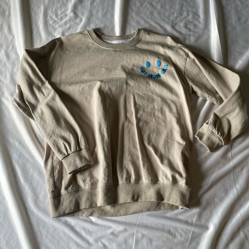 Tan Crewneck Sweatshirt with Blue Smiley